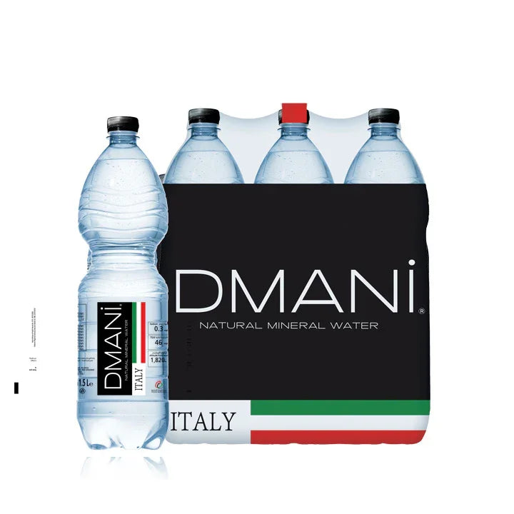 Pack and bottle of DMANI natural mineral water, 1.5L size, Italian flag label design.